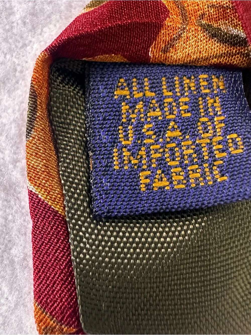 Men's Burgundy & Gold Patterned Necktie